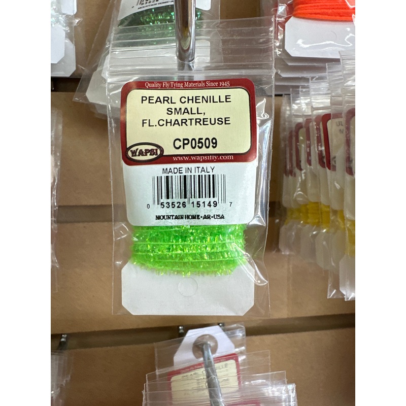 Wapsi Pearl Chenille Small - Fl. Chartreuse
