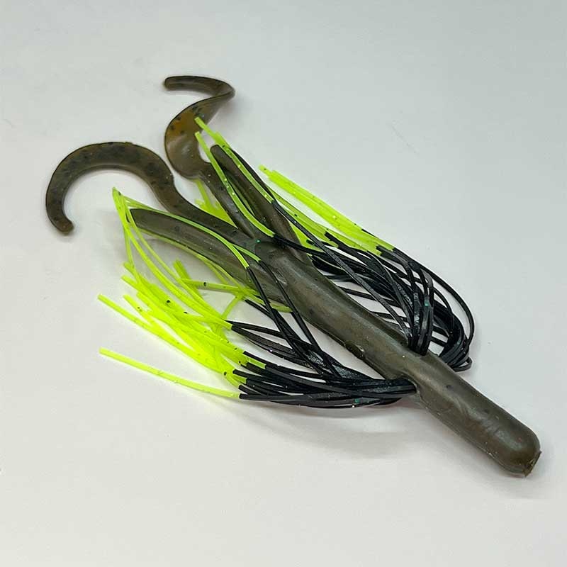Tightlines UV Whisker Hog Rig 4" Rattling - UV Green Pumpkin w/ Chart Tip  5pk