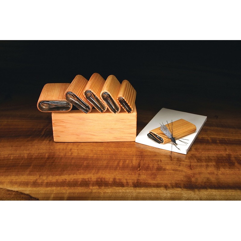 Stonefly Wing Cutter