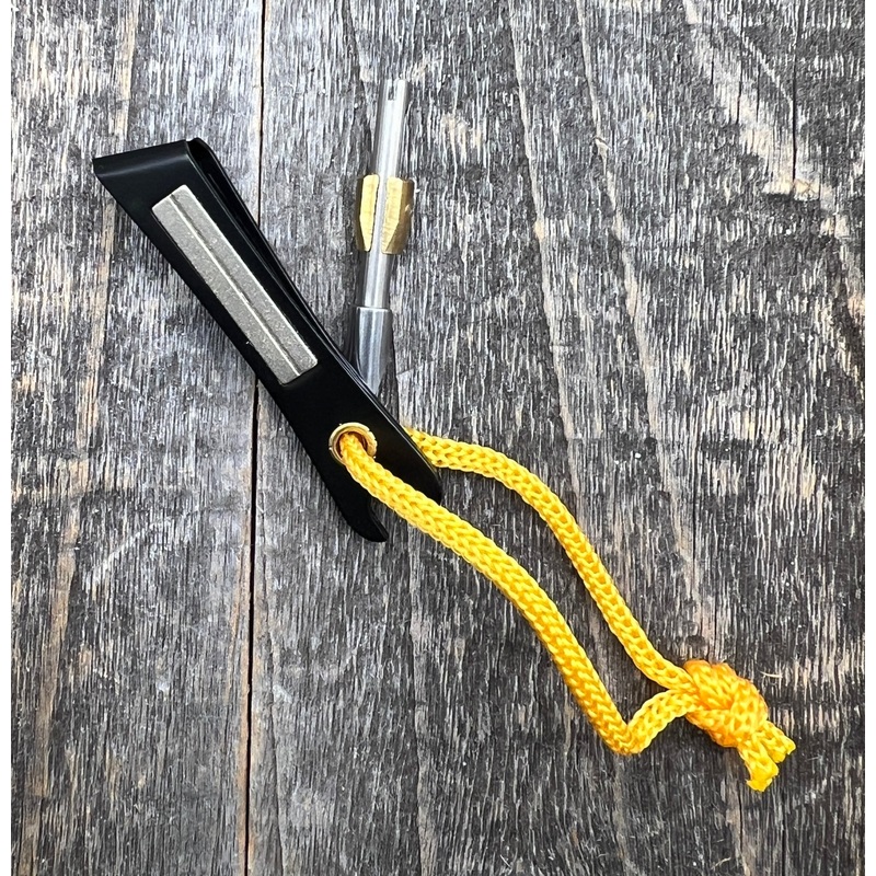 Dr. Slick Nipper w/Pin, File Off Set Cutter & Knot Tyer 2" Black